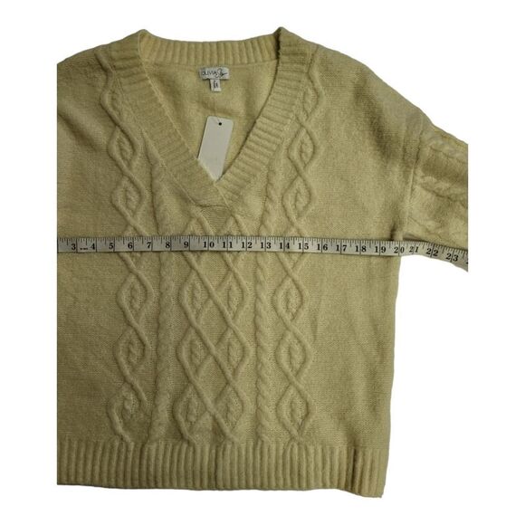 Olive Sky sweater - Picture 3 of 10